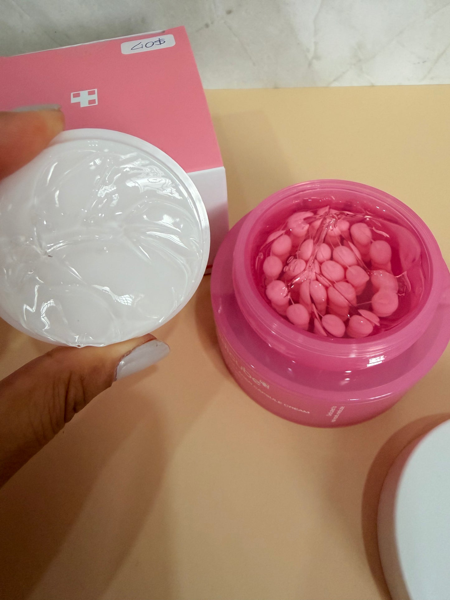 Medicube Salmon DNA PDRN Crema de cápsula de colágeno rosa e hidratante facial