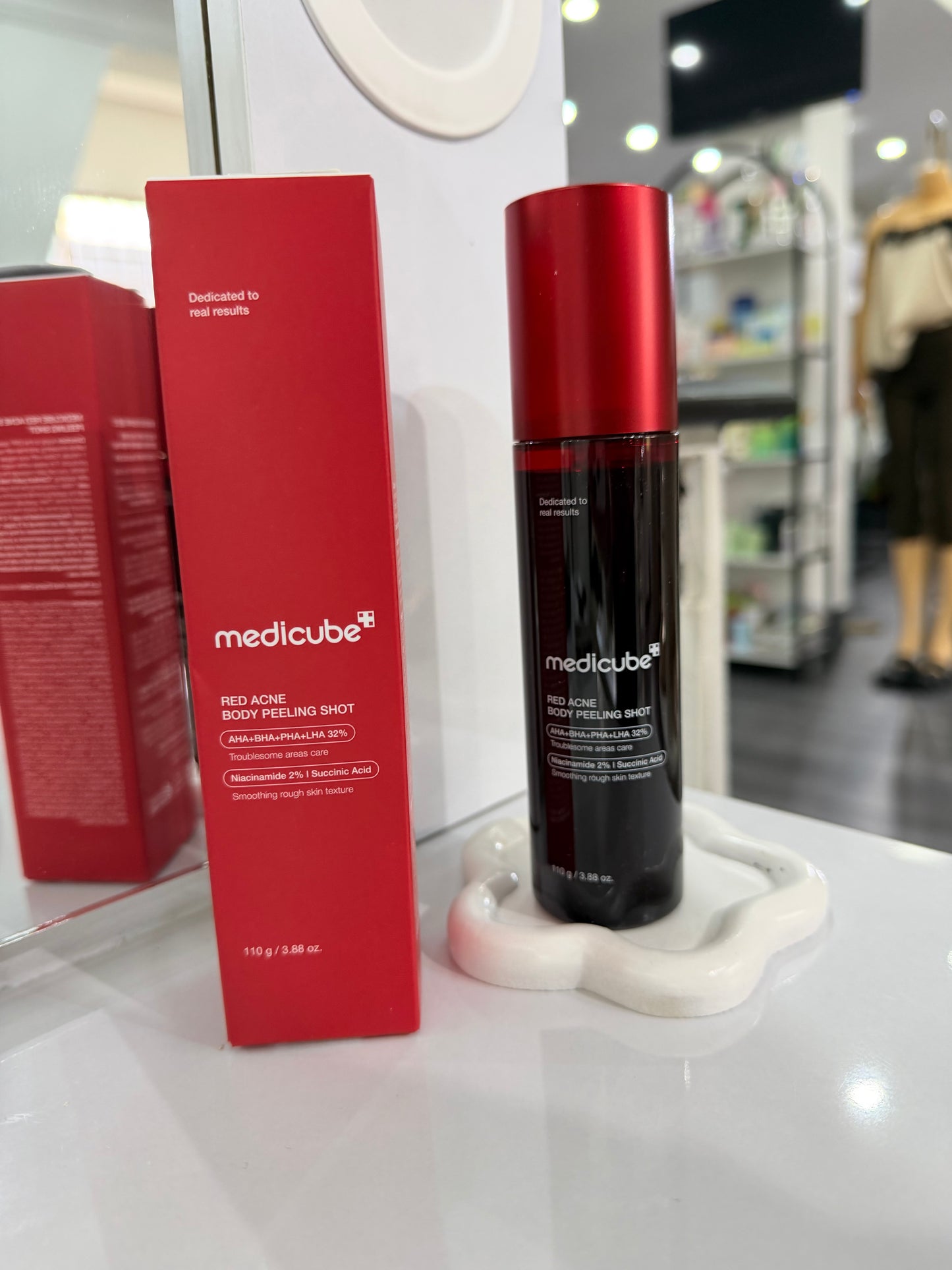 Medicube Red Acne Body Peeling Shot