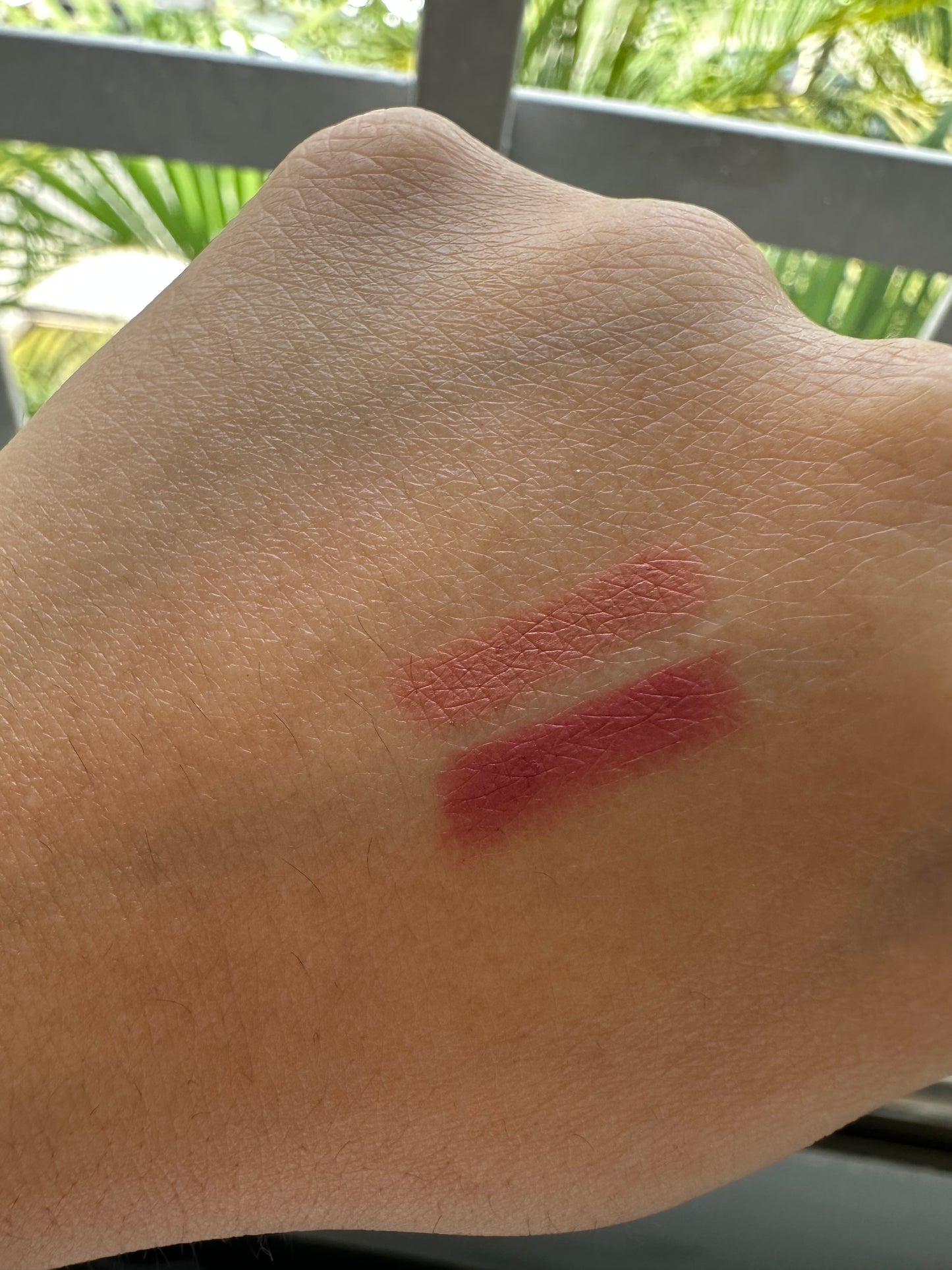 Realher elegant charm Lip Liner