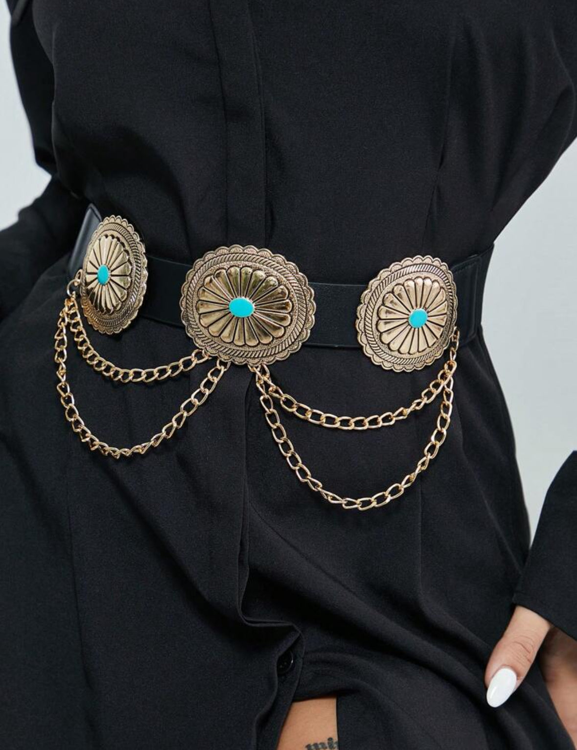 Cinturón elástico con cadenas