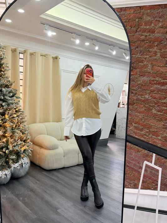 Pantalón skinny cuerina