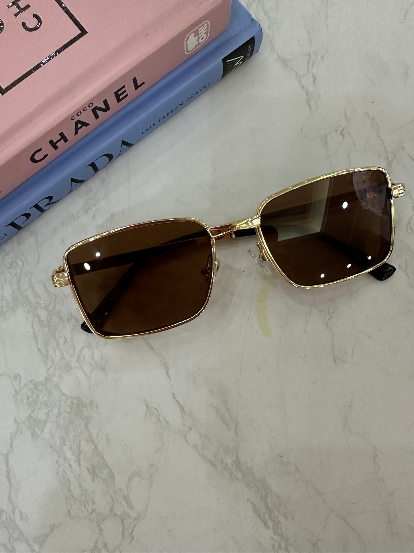 Lentes de sol variados