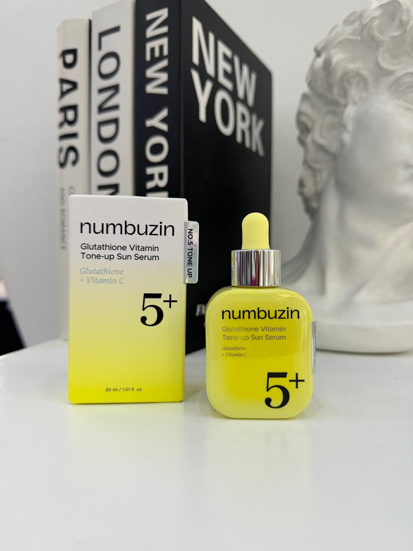 Numbuzin No. 5+ Glutathione Vitamin Tone-up Sun Serum (SPF50+ PA++++)