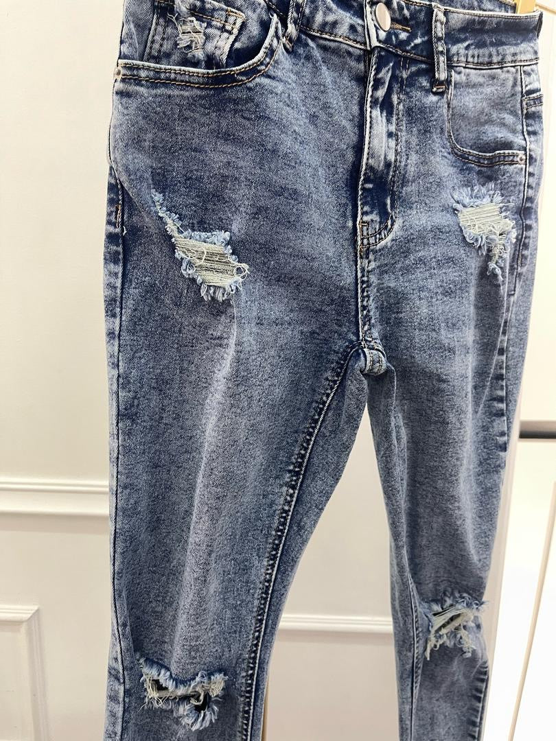 Skinny Jean destroyed