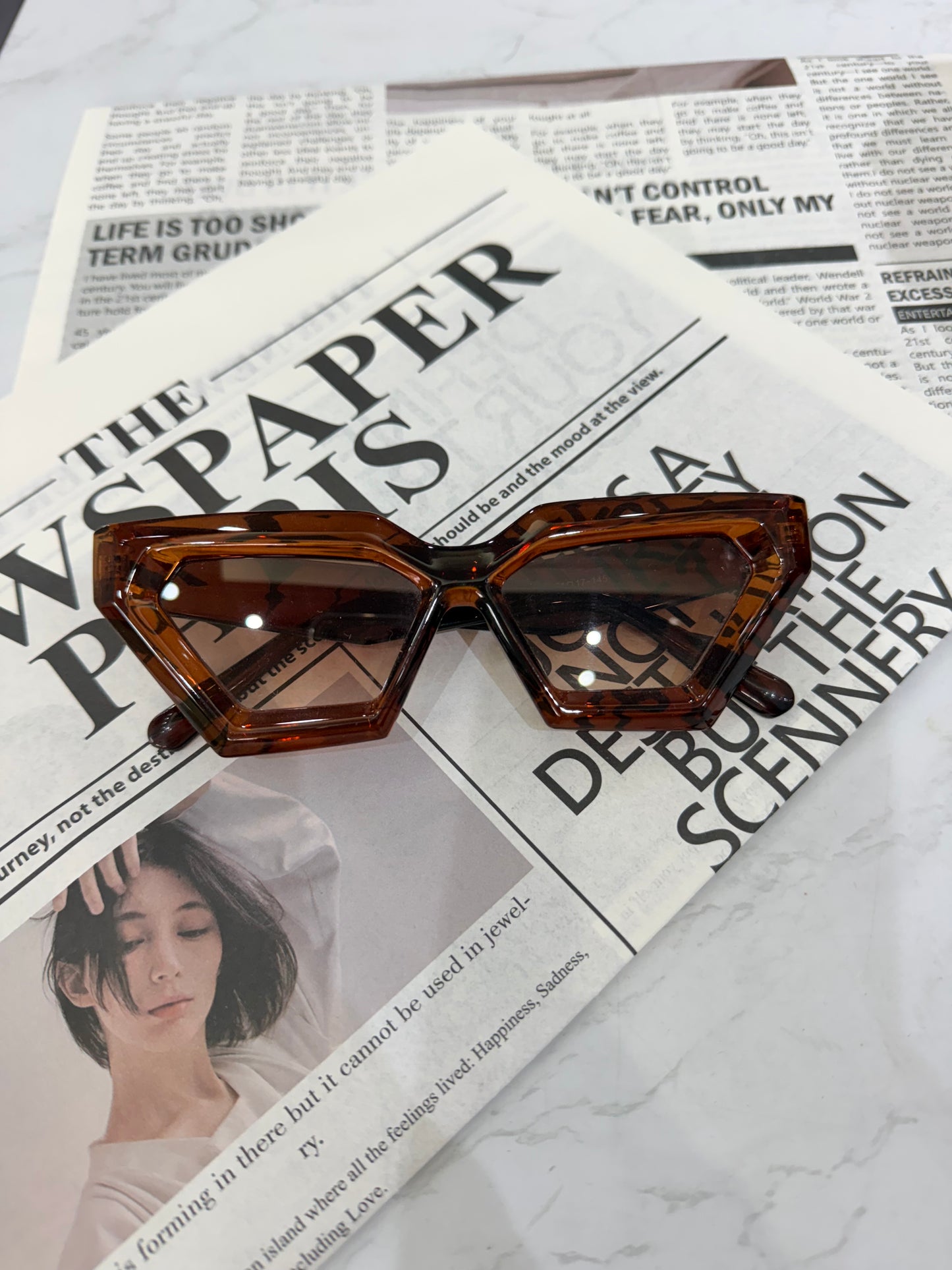Lentes de sol variados