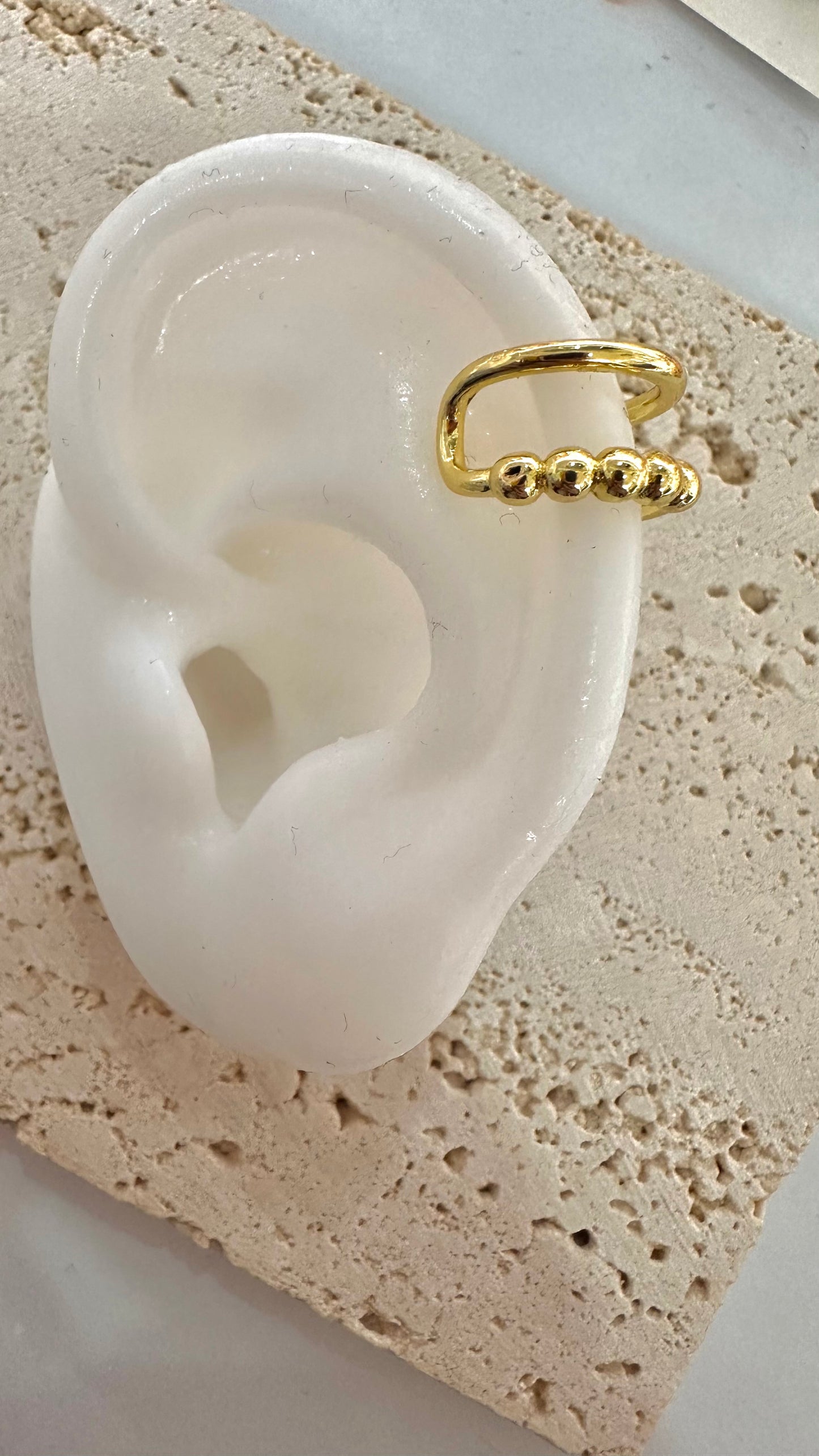 Ear cuff “Nueva Llegada”