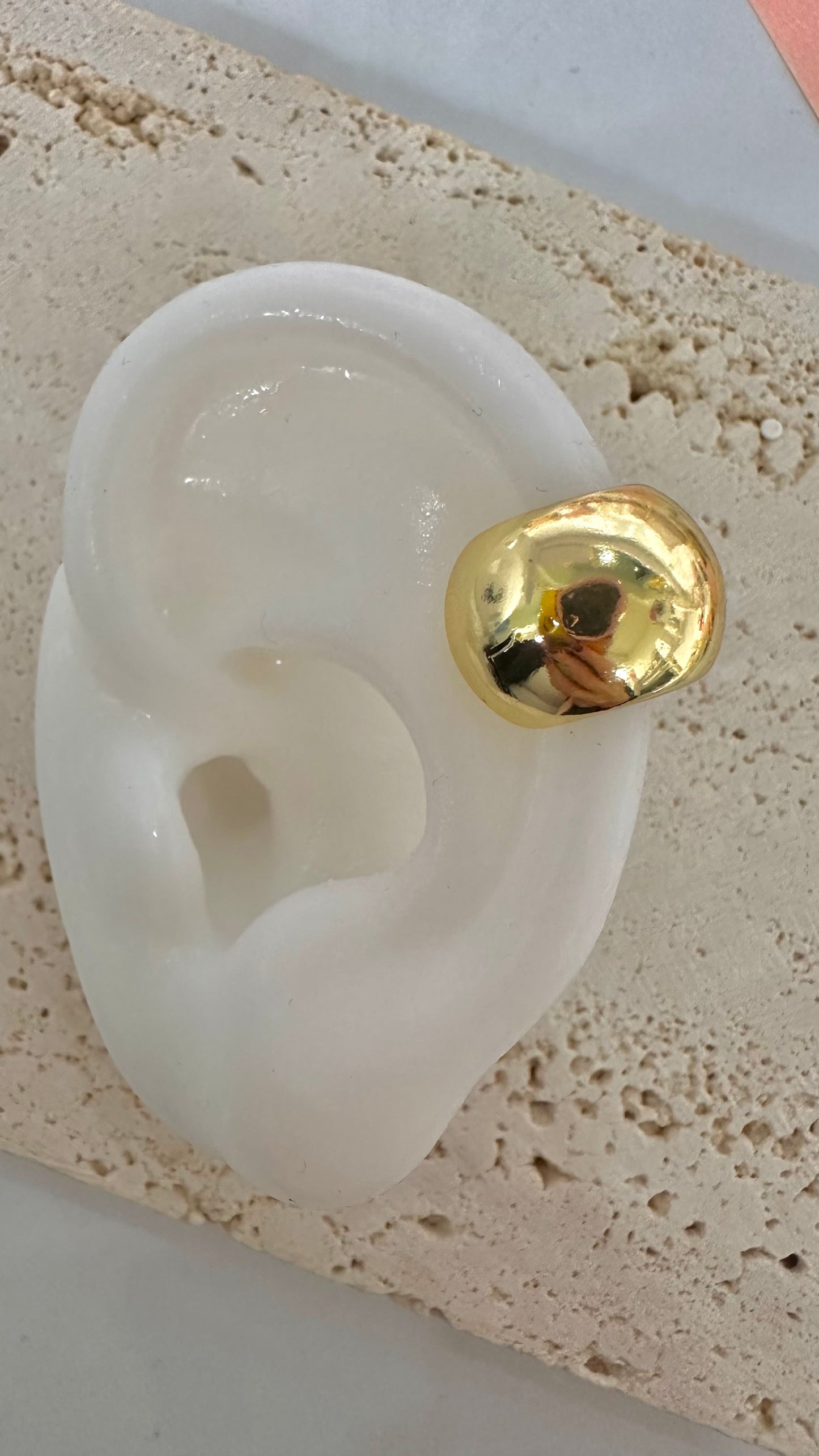 Ear cuff “Nueva Llegada”