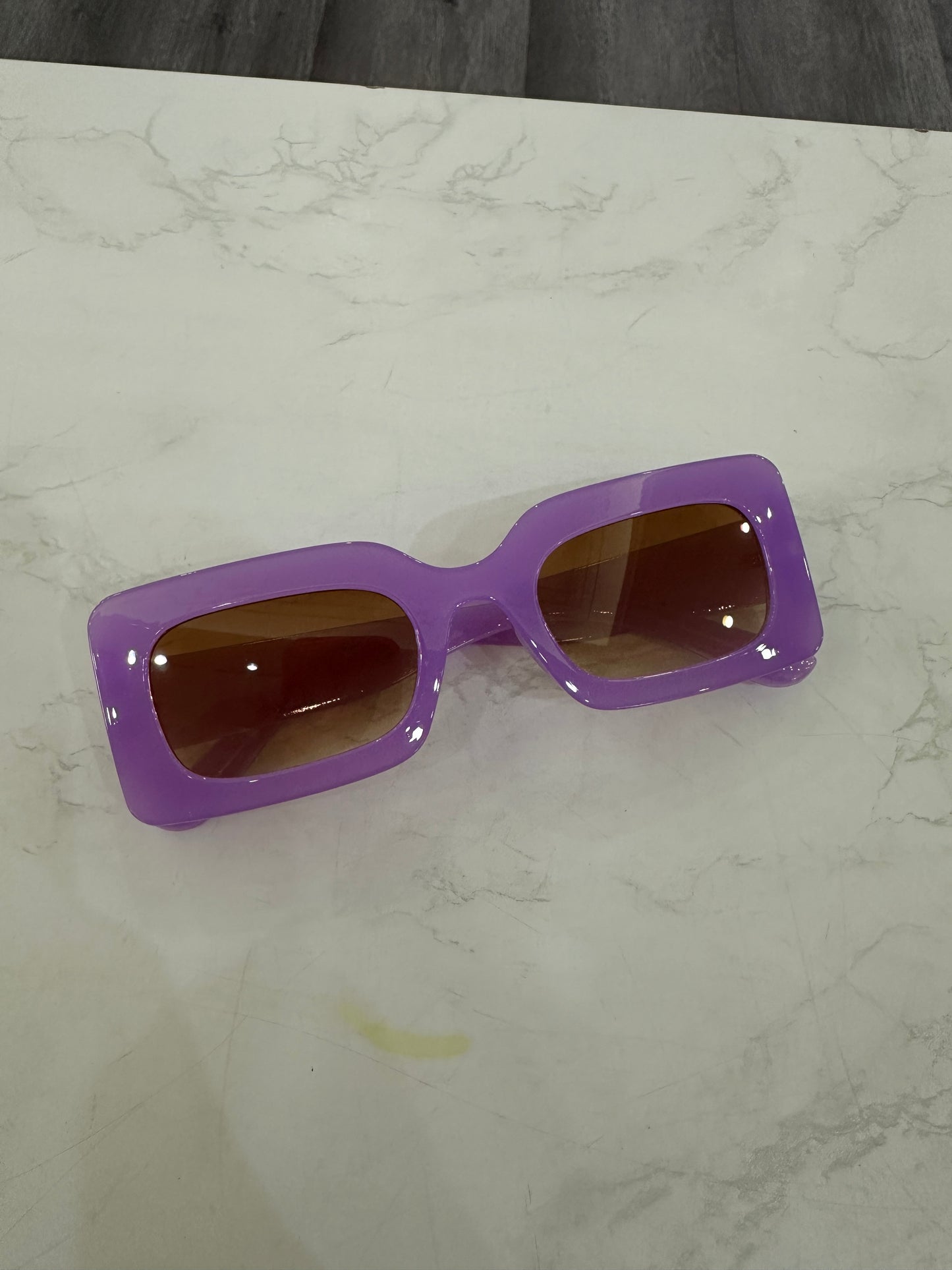 Lentes de sol variados