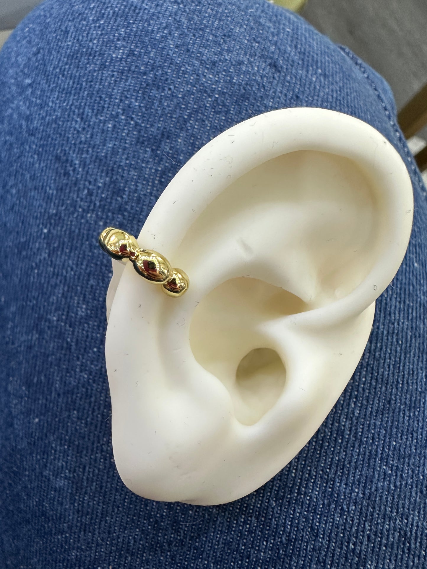 Ear cuff variados