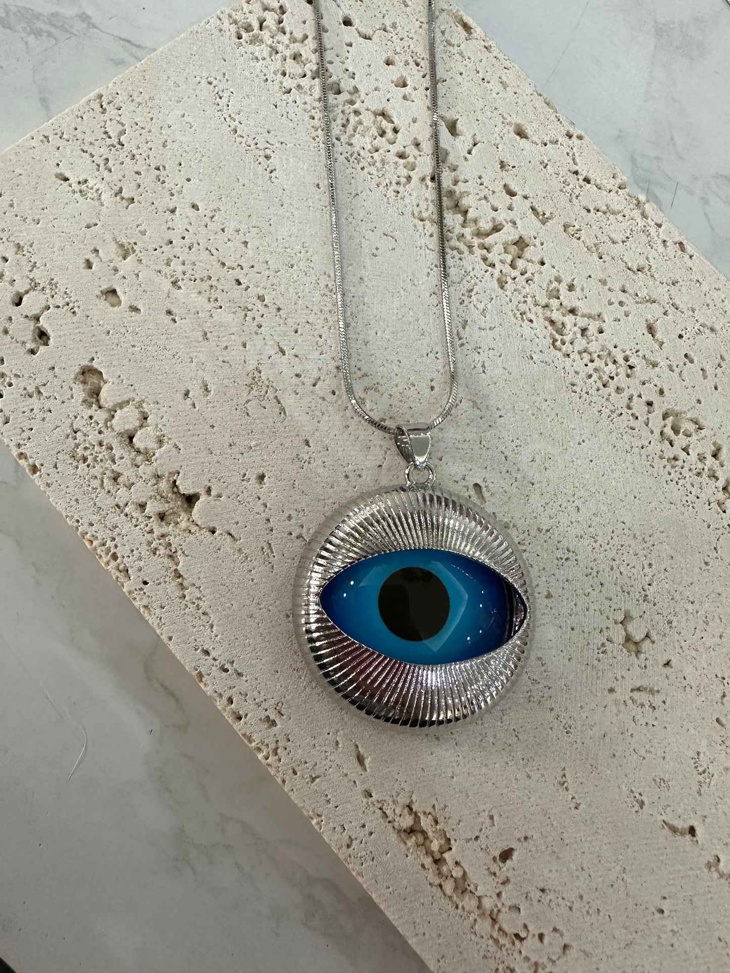 Collar ojo turco plateado