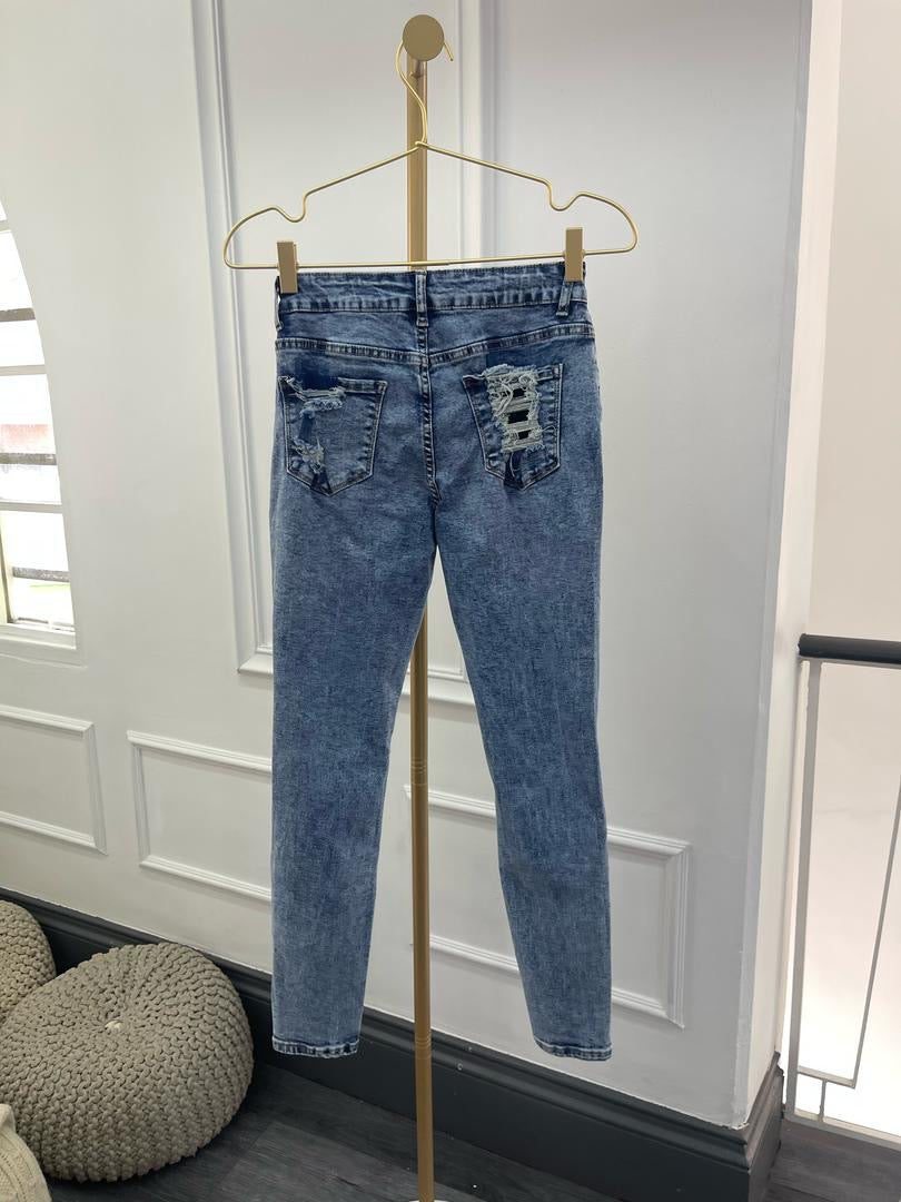 Skinny Jean destroyed