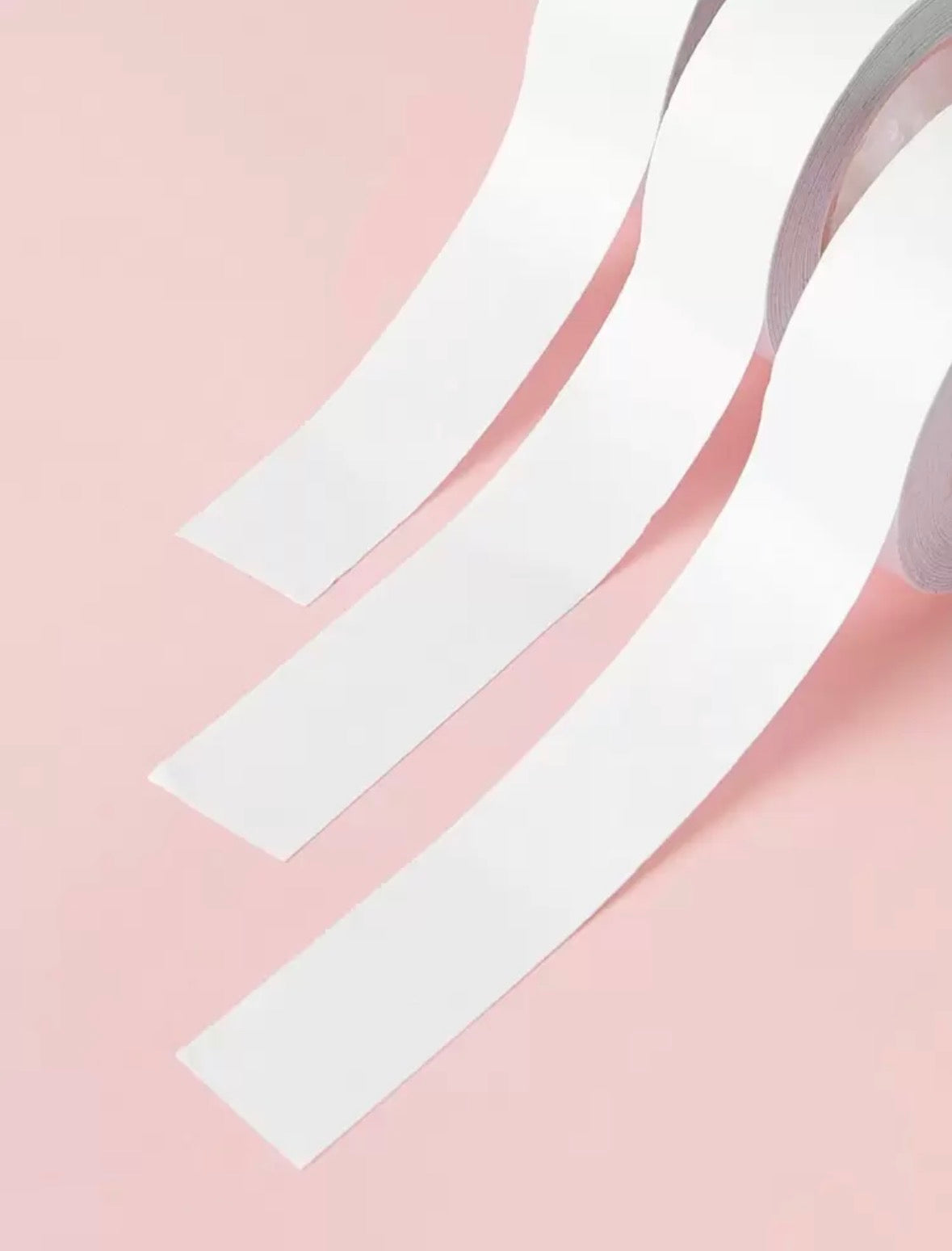 Adhesivo transparente para ropa