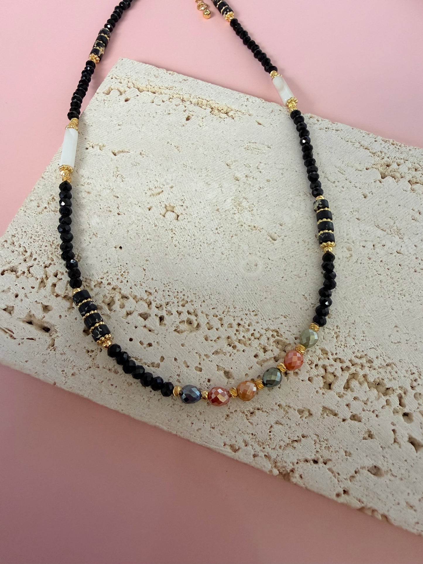 Collares variados “Nueva llegada”