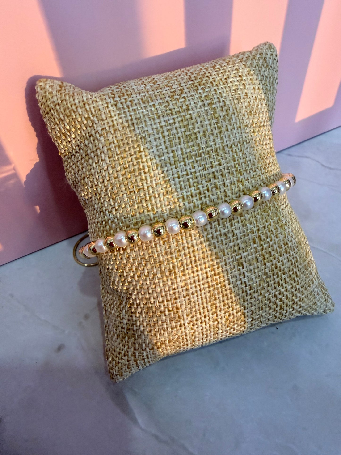 Pulseras variadas
