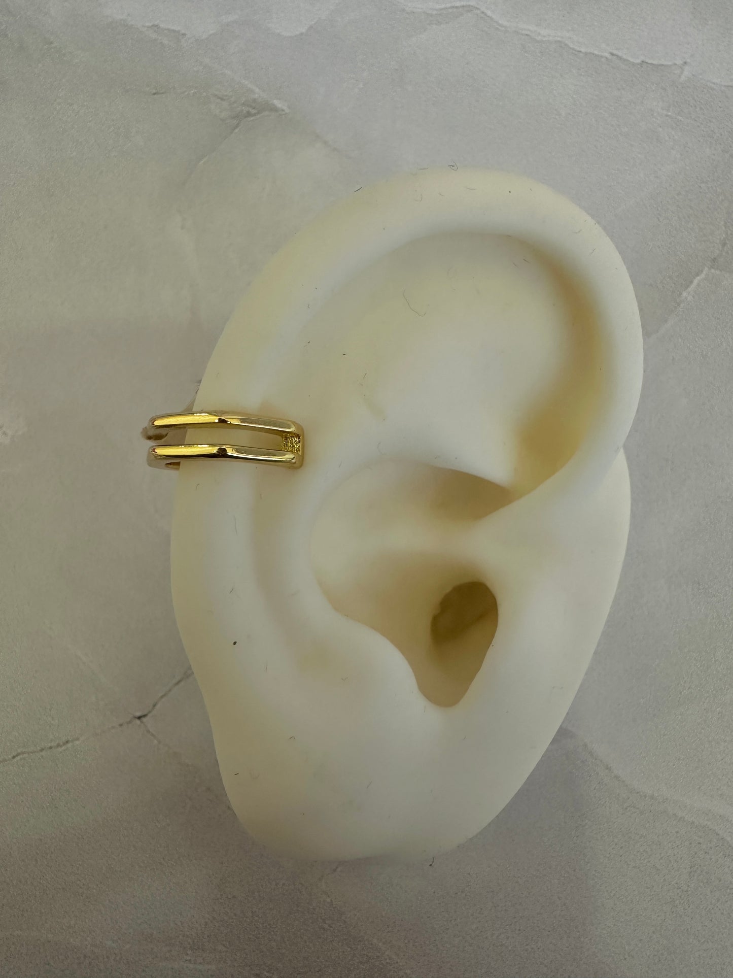 Ear cuff variados