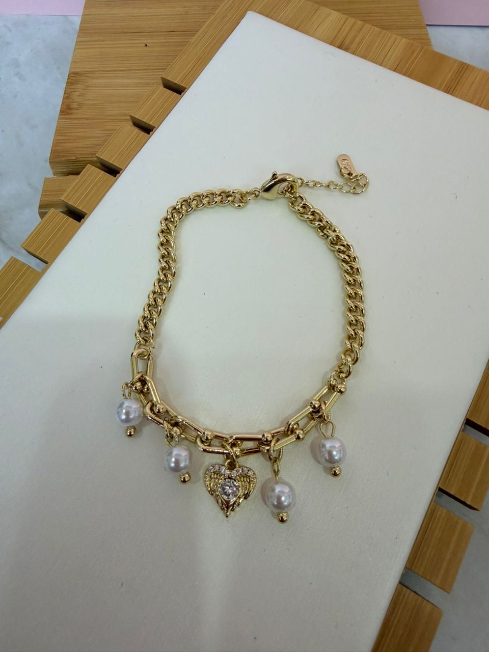 Pulseras variadas