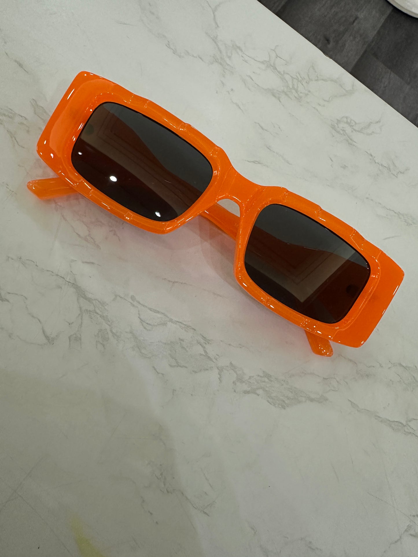 Lentes de sol variados