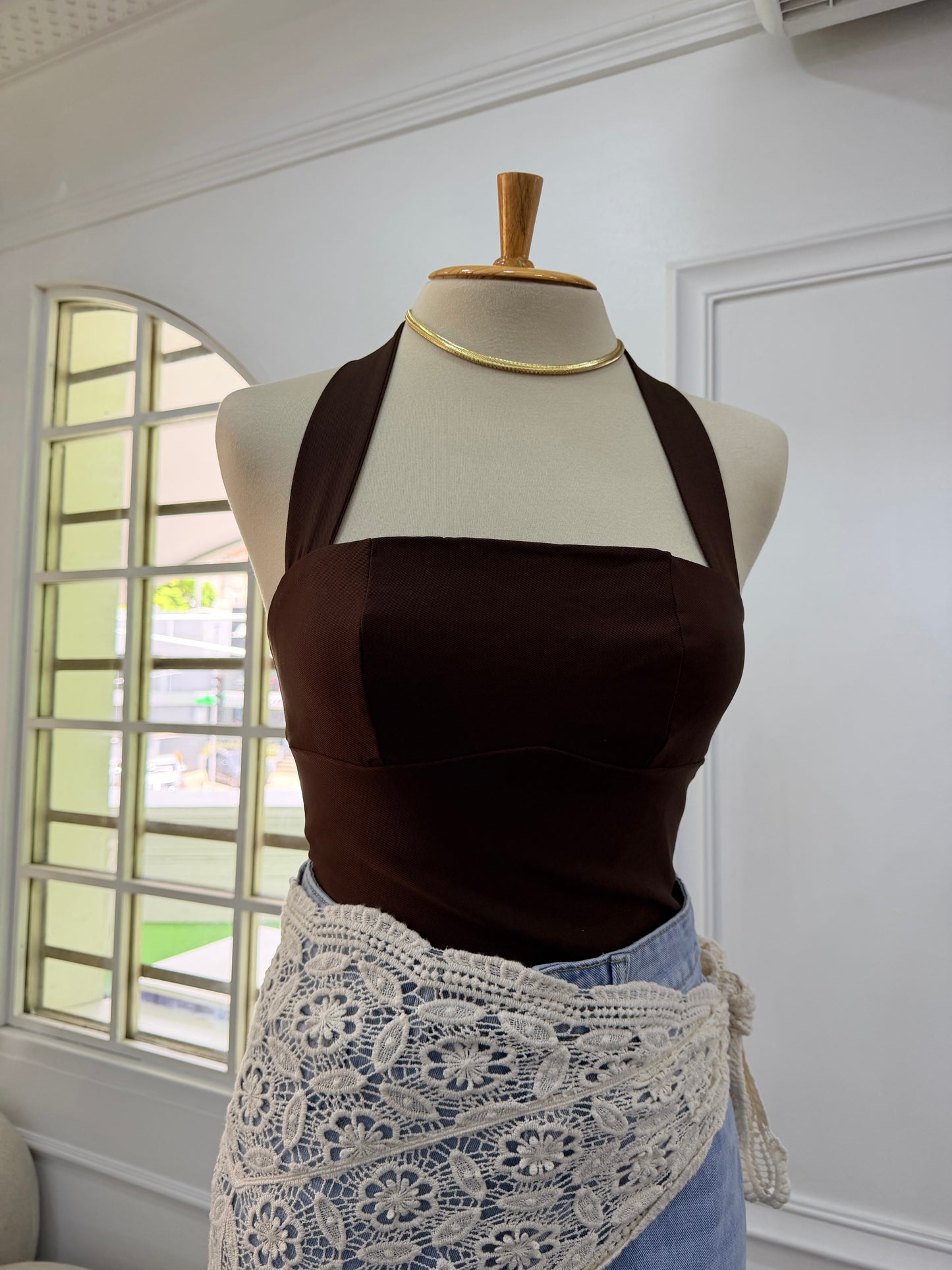 Blusa halter escote cuadrado