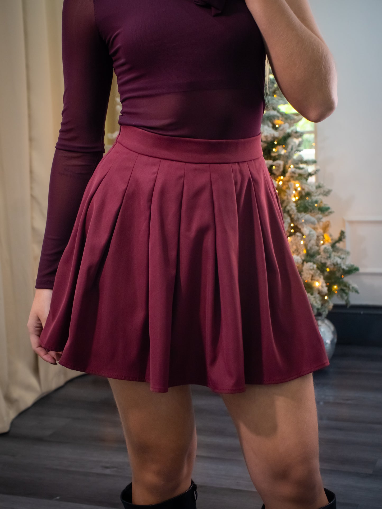 Falda plisada vino