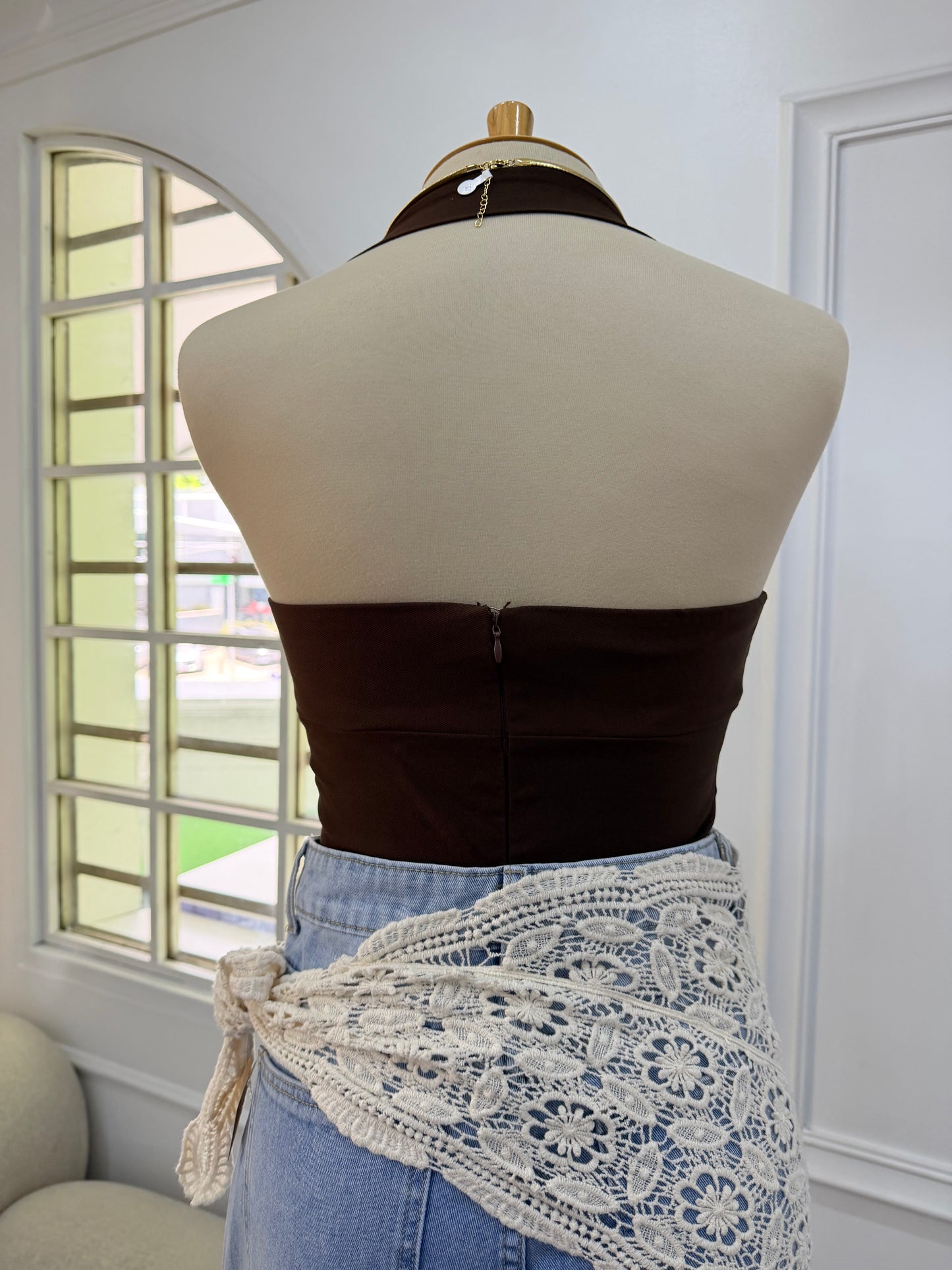 Blusa halter escote cuadrado