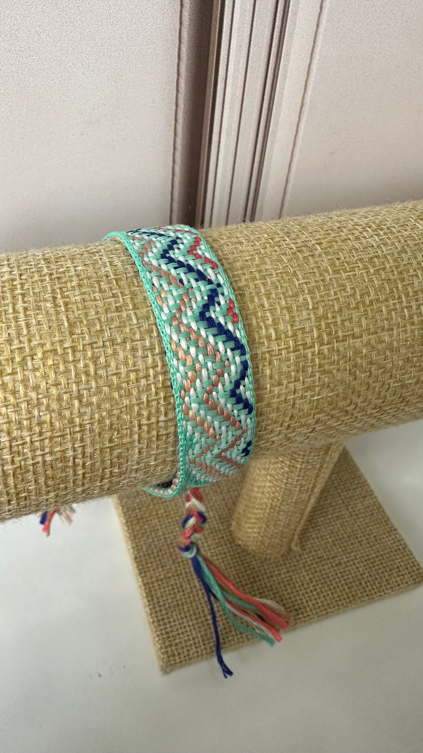 Pulseras variadas