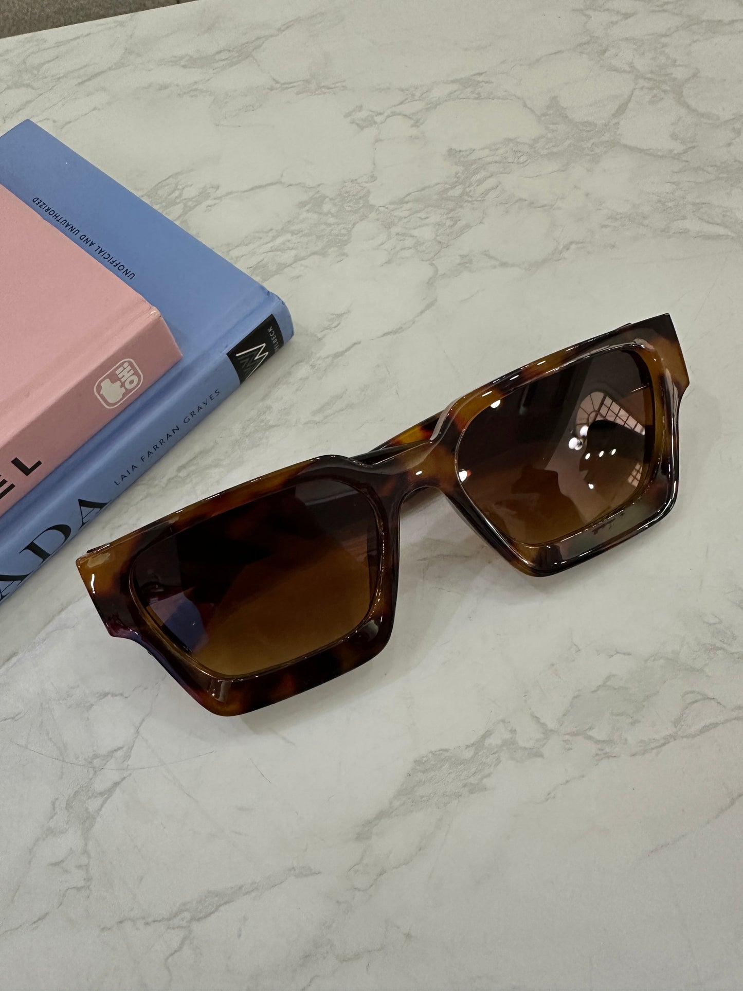 Lentes de sol variados