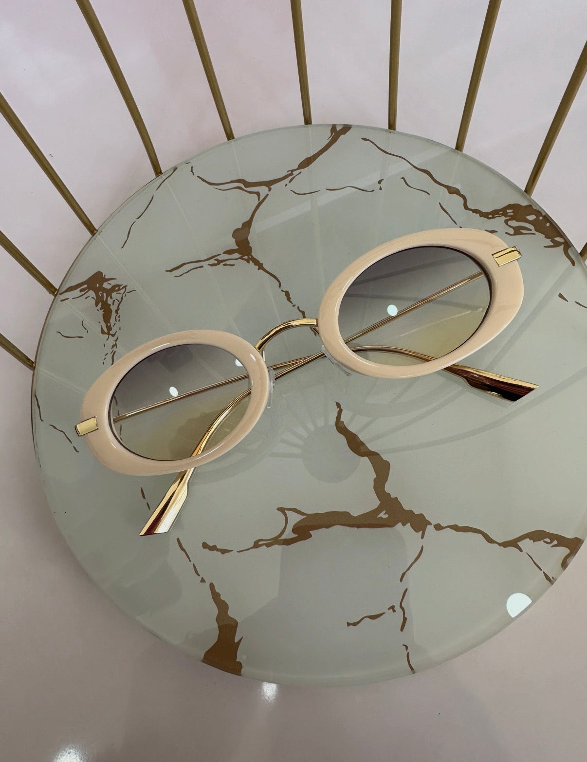 Lentes de sol ovalados