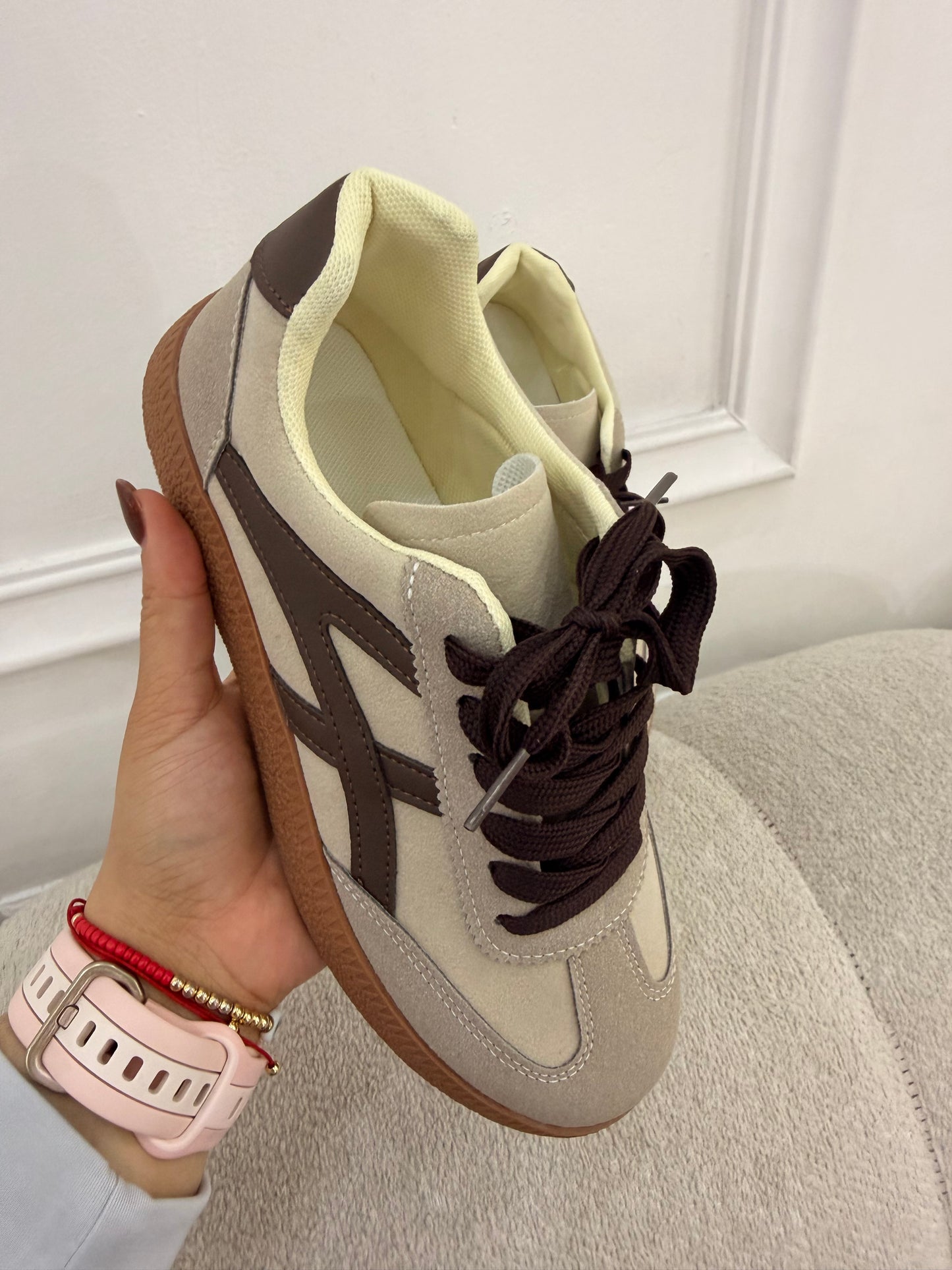 Sneaker marrón