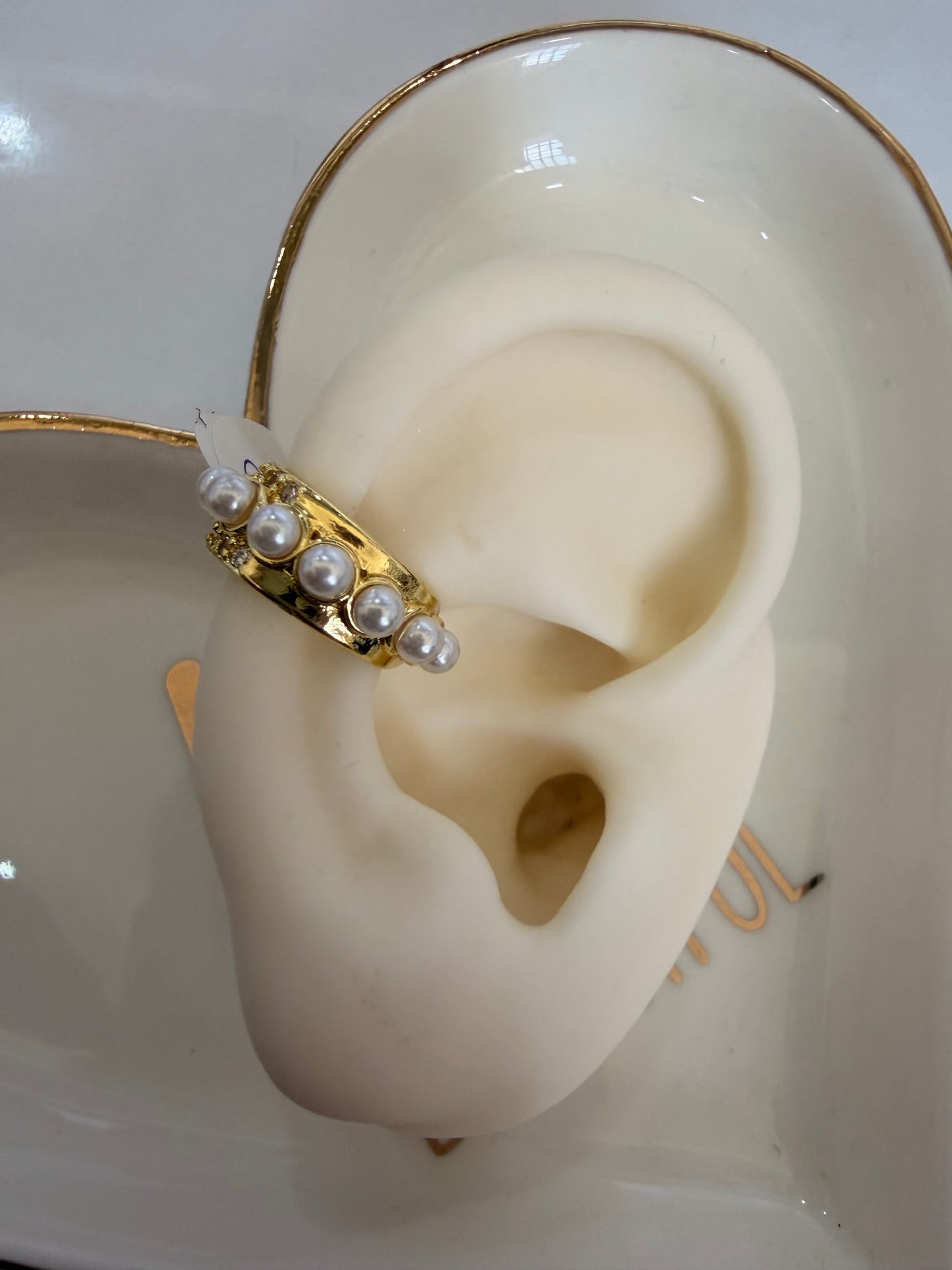 Ear cuff variados