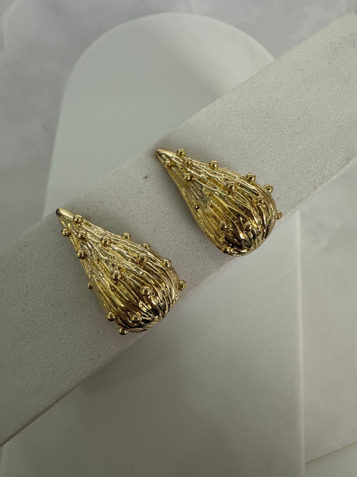 Pendientes variados
