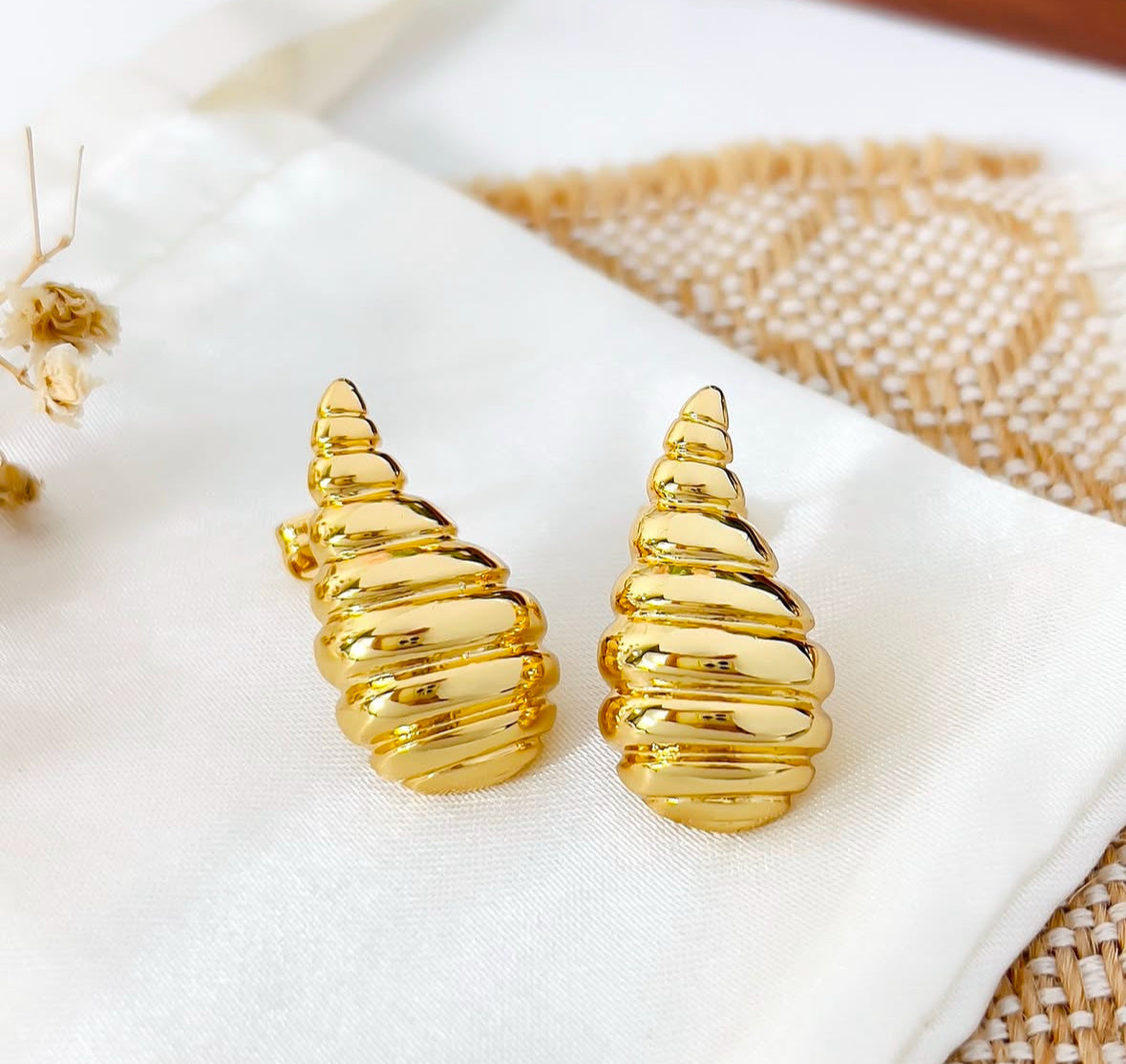 Pendientes variados