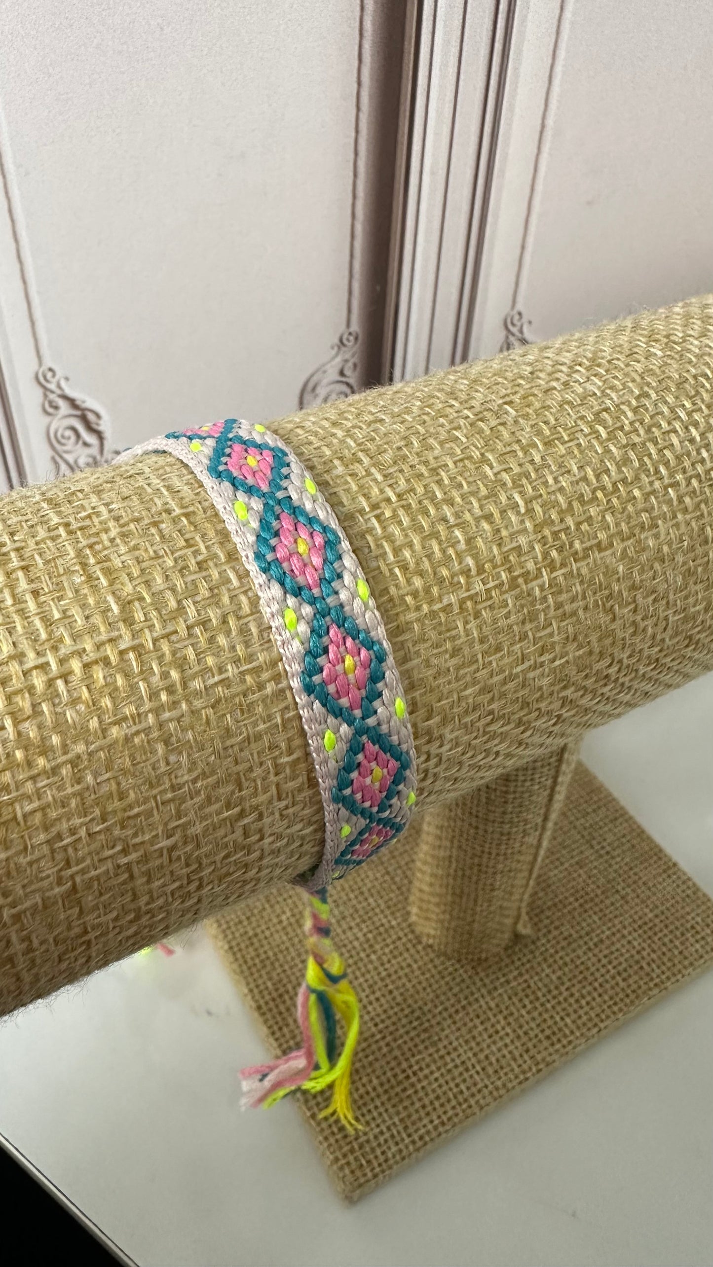 Pulseras variadas