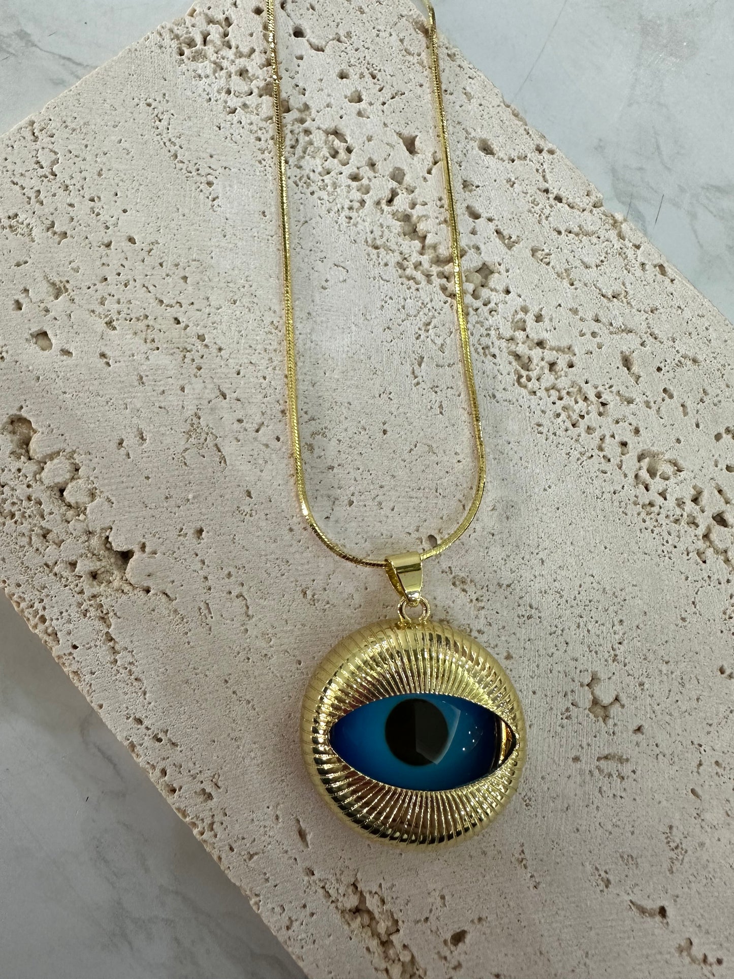 Collar ojo turco dorado