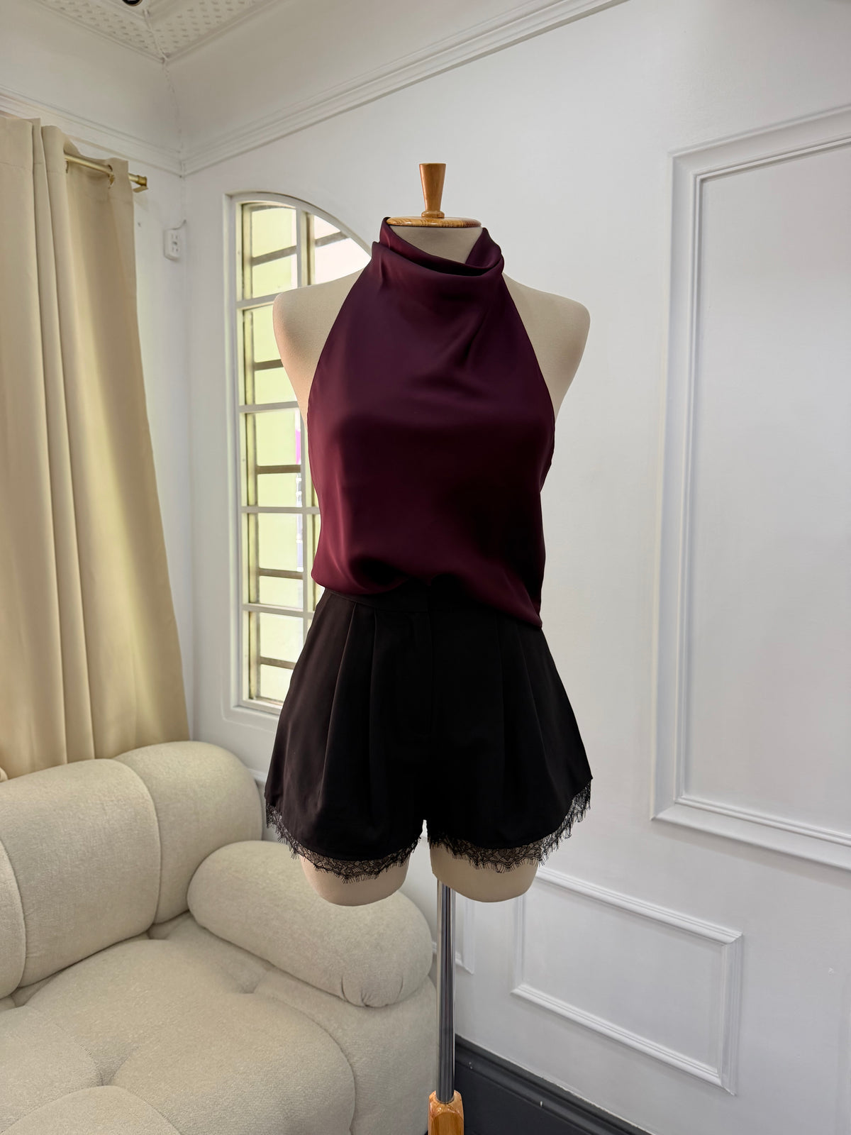 Short casual encaje