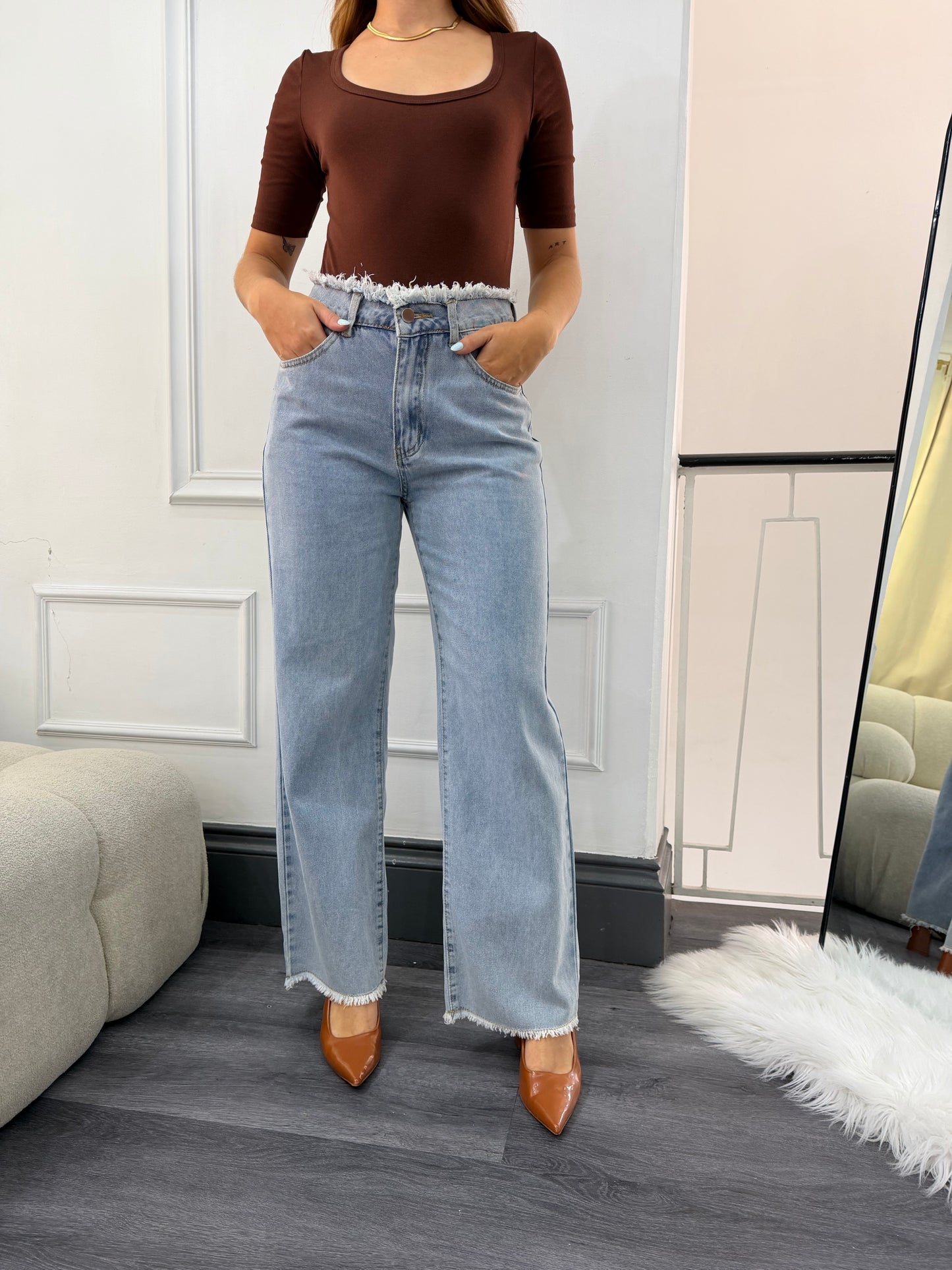 Wide leg Jean destroyed