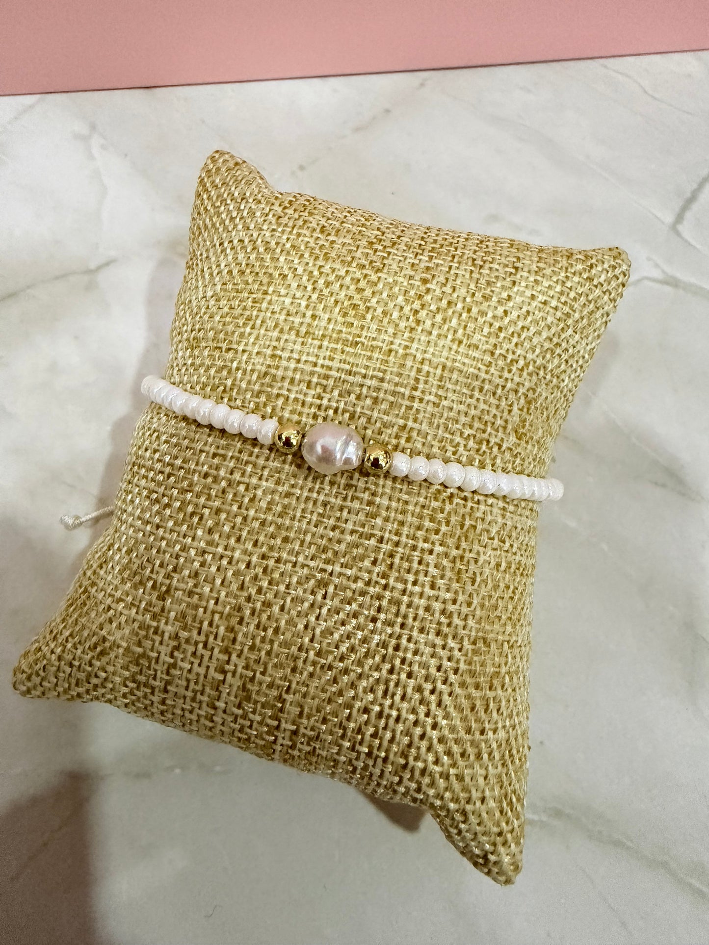 Pulseras variadas