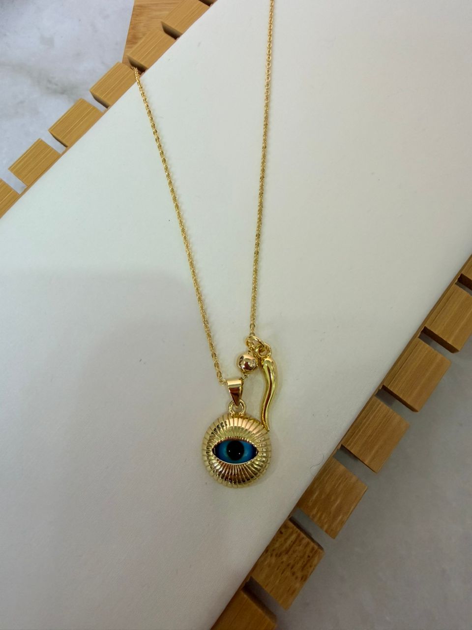 Collares variados