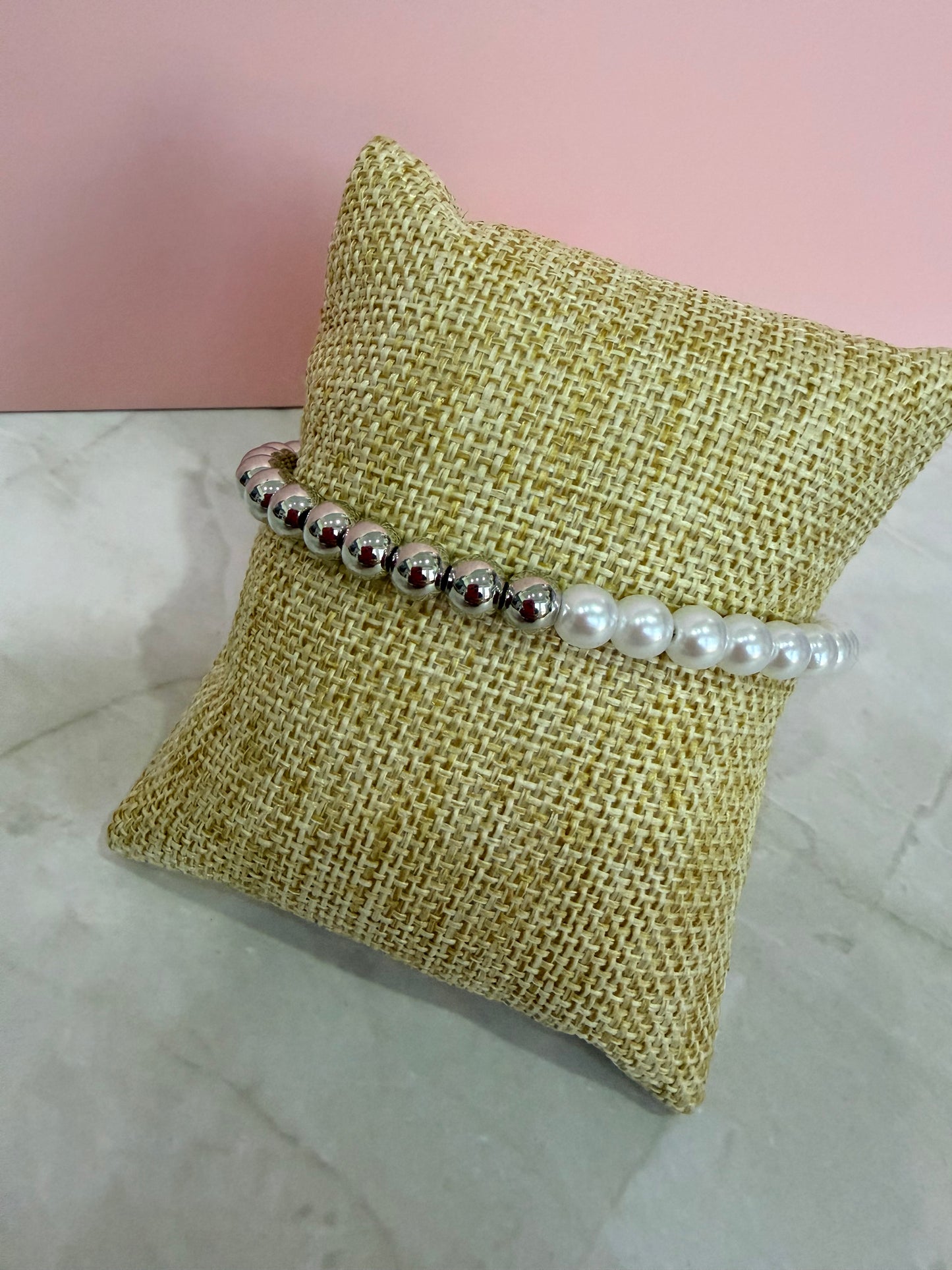 Pulseras variadas
