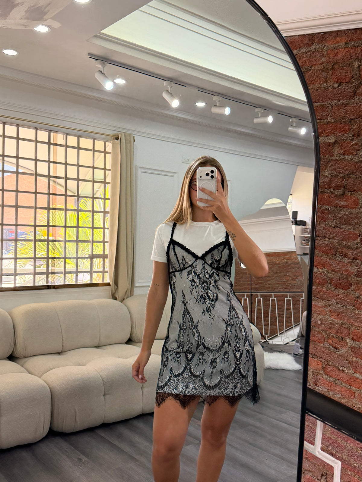 Vestido con encaje